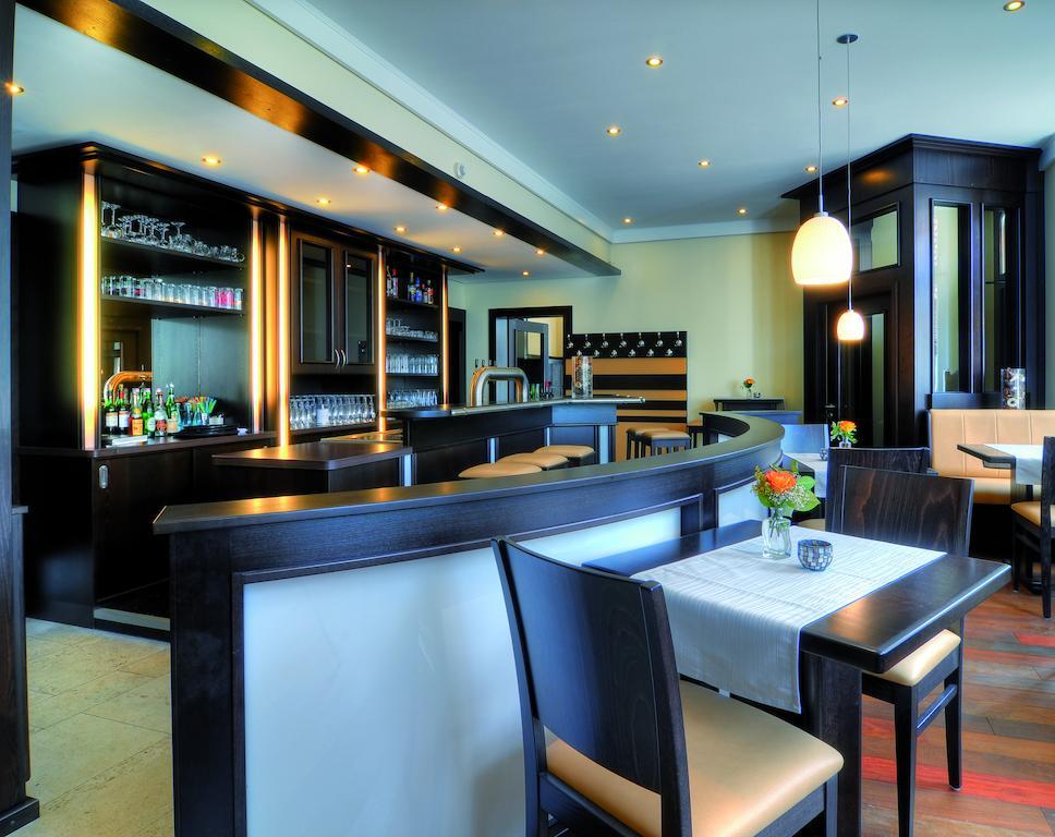 Hotel Tenbrock - Restaurant 1905 เกชเชอร์ ภายนอก รูปภาพ